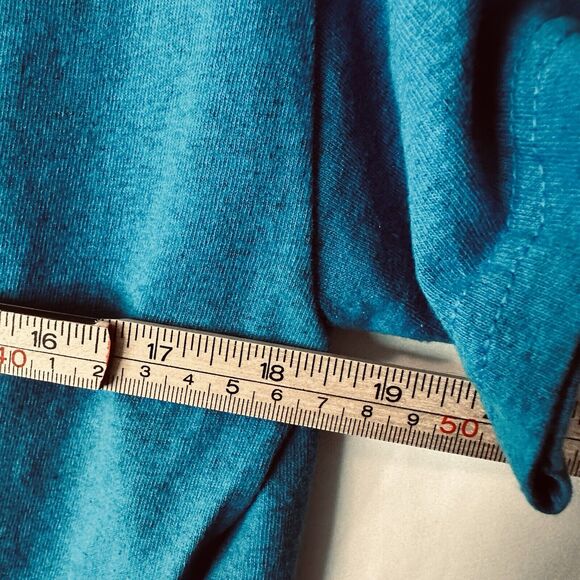 Smith & Wesson T-shirt GRL-PWR Blue Sz Medium CLEAN - Picture 7 of 8